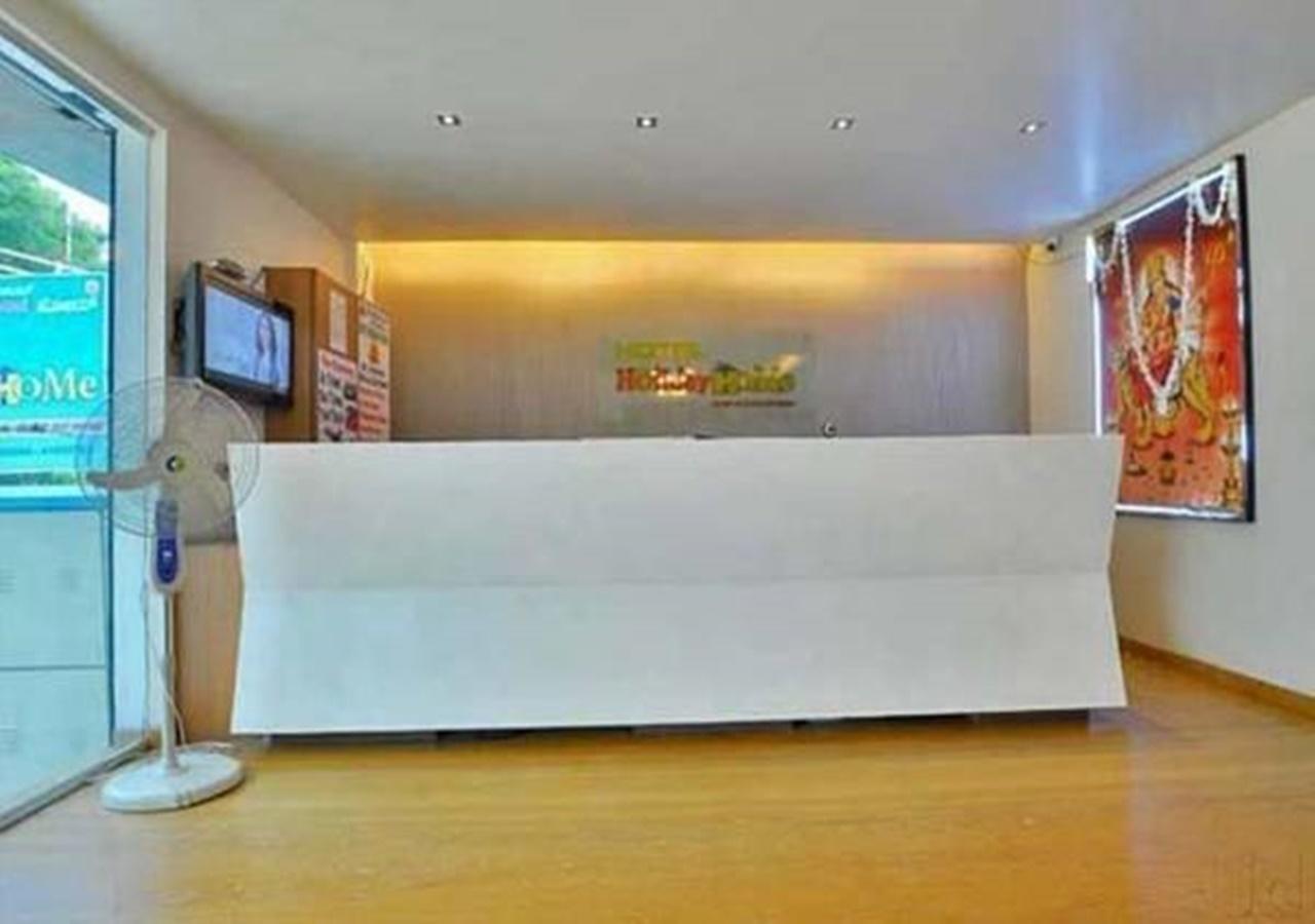 Hotel Holiday Home Bangalore Exteriör bild